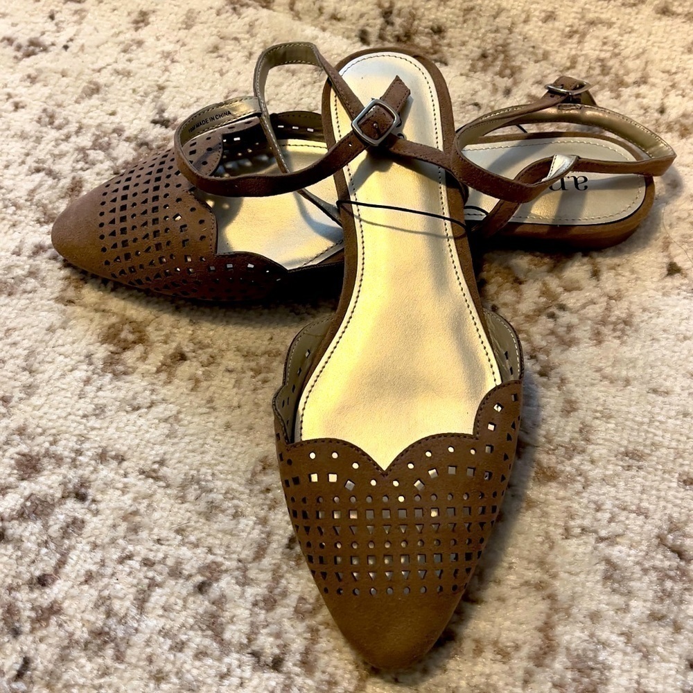 ANA - Sandals.